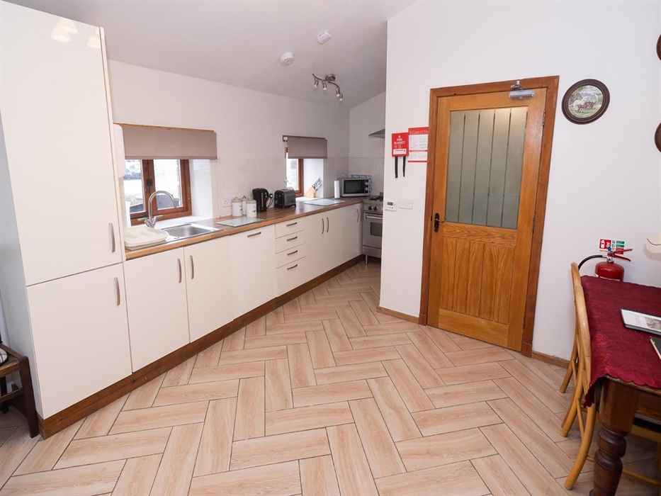 The Stables, kitchen and living space