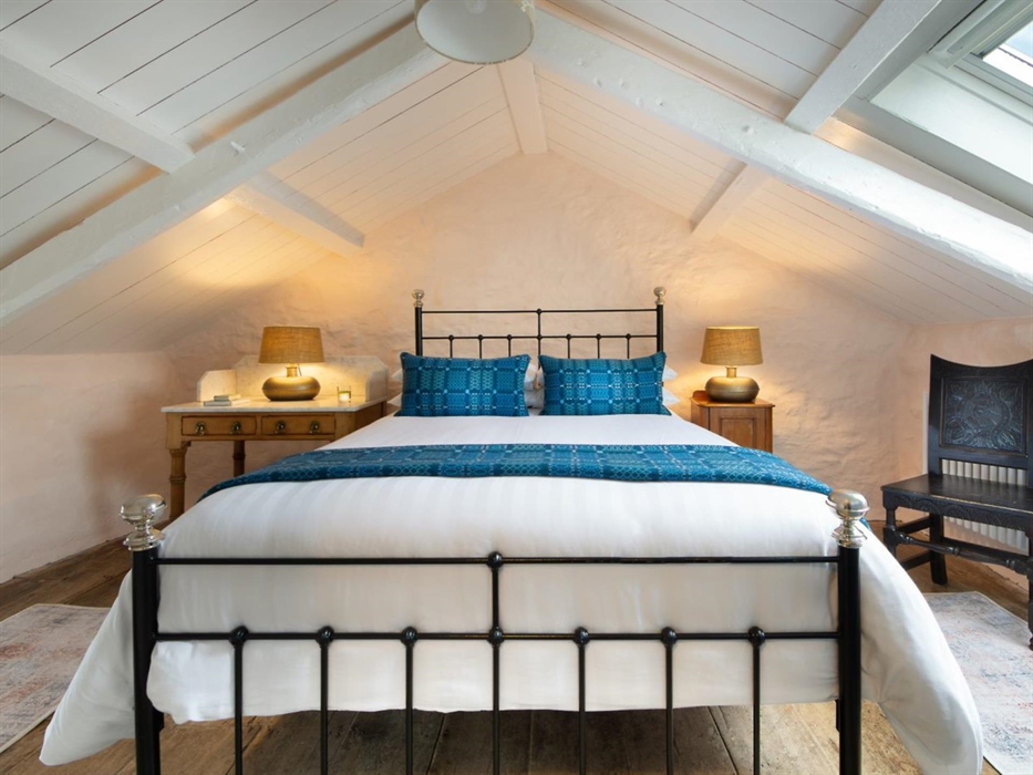 Treleddyd Fawr Cottage