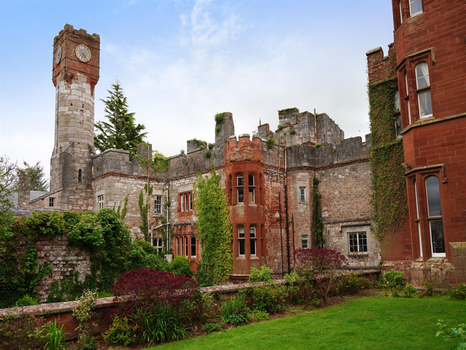 The Castle features 59 bedrooms, meeting and events spaces, dining areas, spa and gym