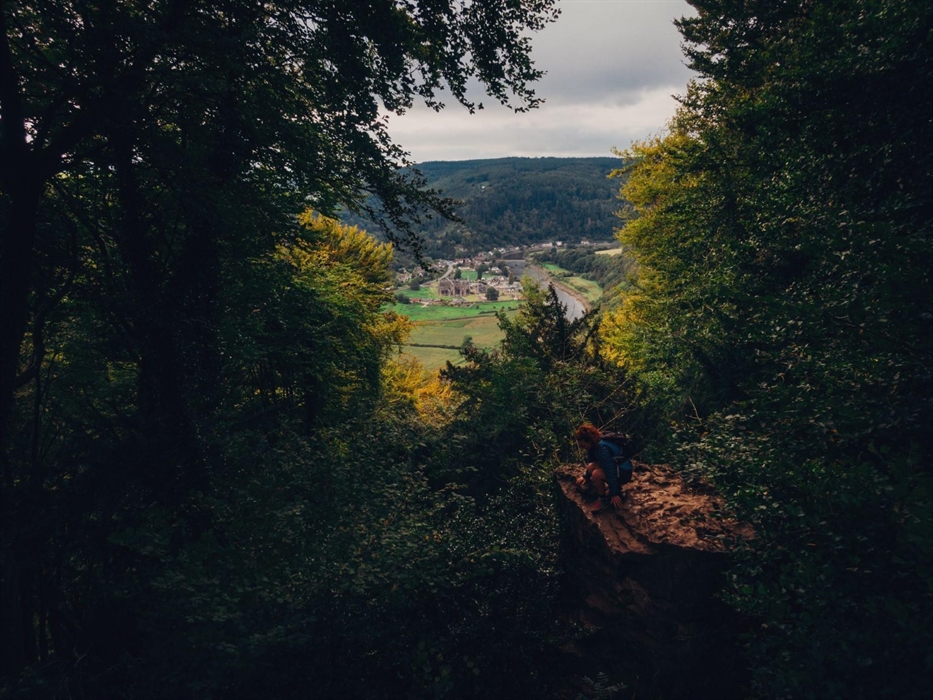 This narrow pillar of limestone on the Offa's Dyke Path has magnificent views over Tintern Abbey. Legend has it that the devil preached from the ‘pulp
