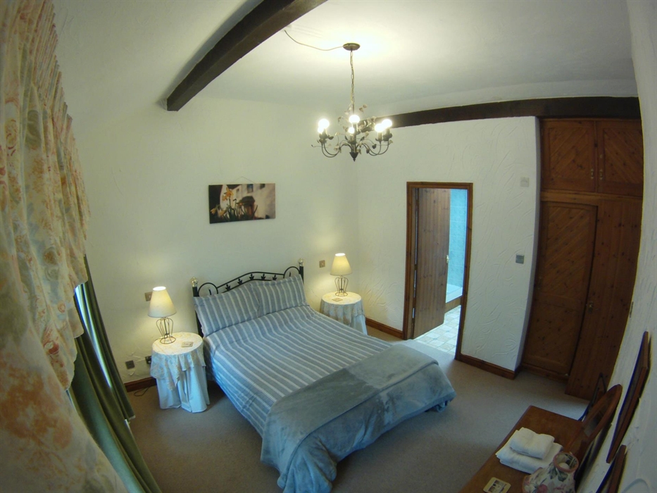 Master double bedroom with en-suite W/C and shower