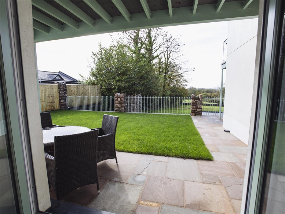 cottages to rent south wales