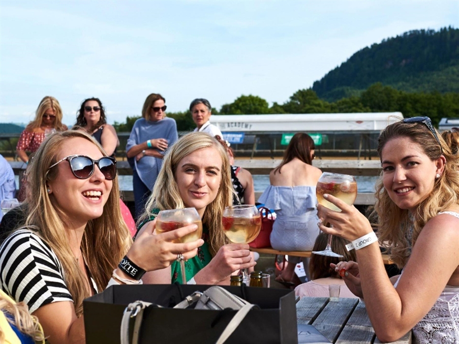 Enjoy lagoon side food and drinks