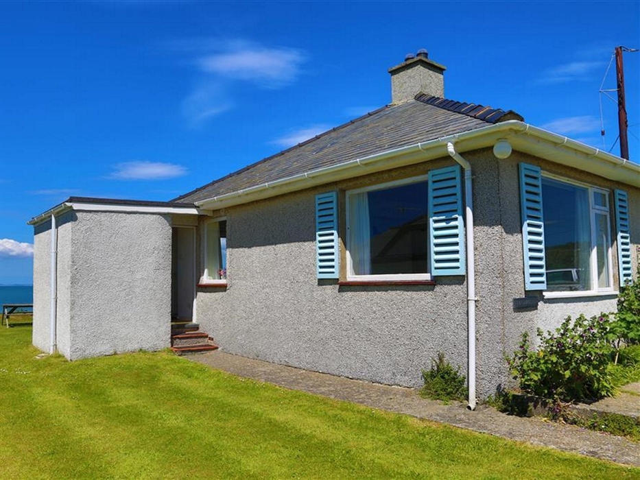 4010 - Beachside Bungalow near Harlech