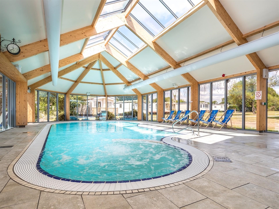 Indoor Heated Saltwater Hydro Active Pool