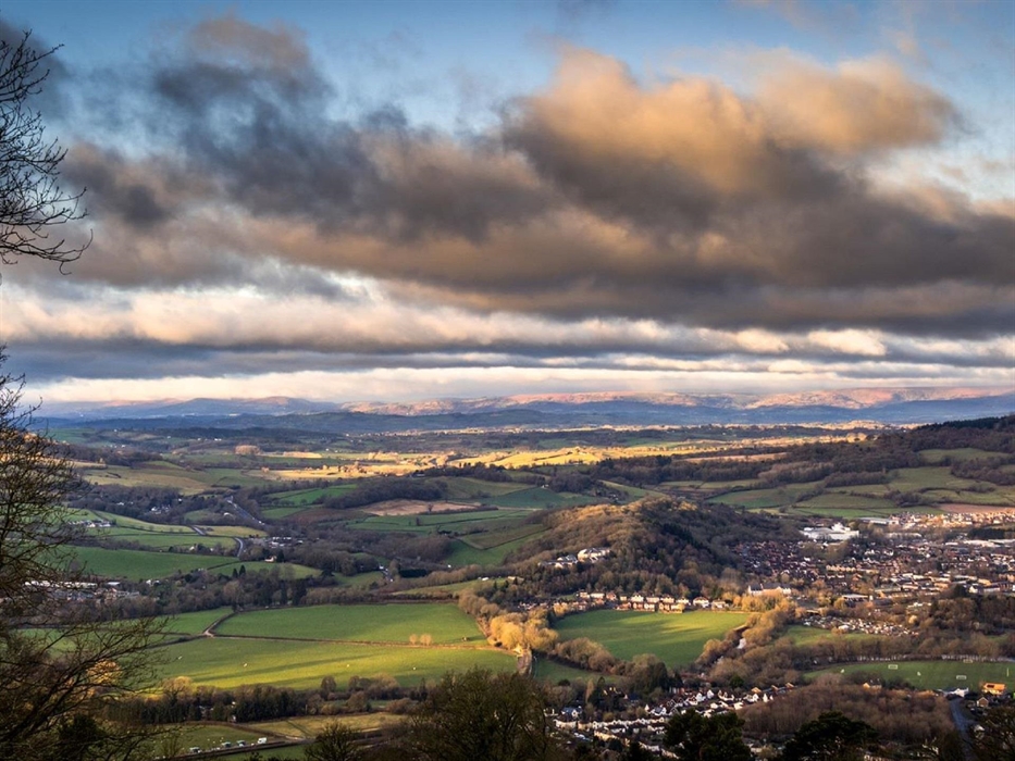 Kymin Roundtower view