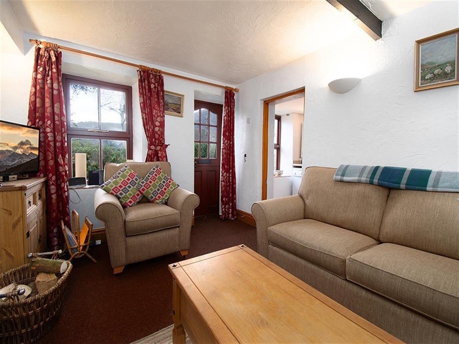 Y Bwythn Llanberis living room view 2