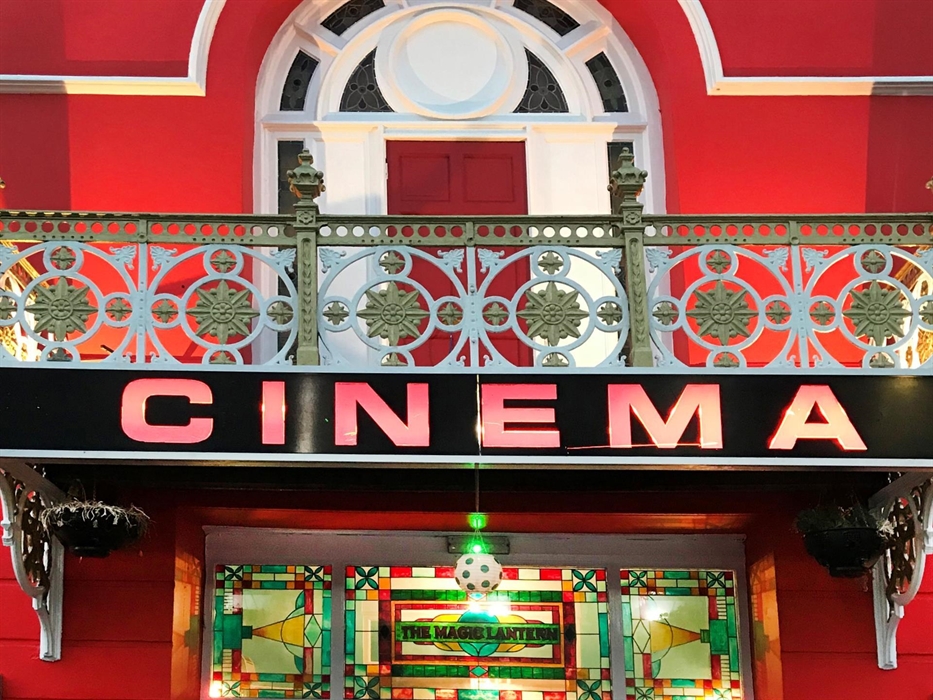 Magic Lantern Cinema