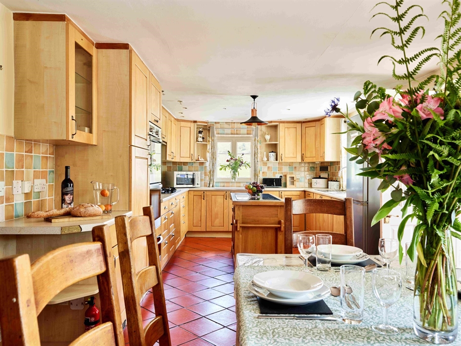 Onnen Fawr Farmhouse Kitchen