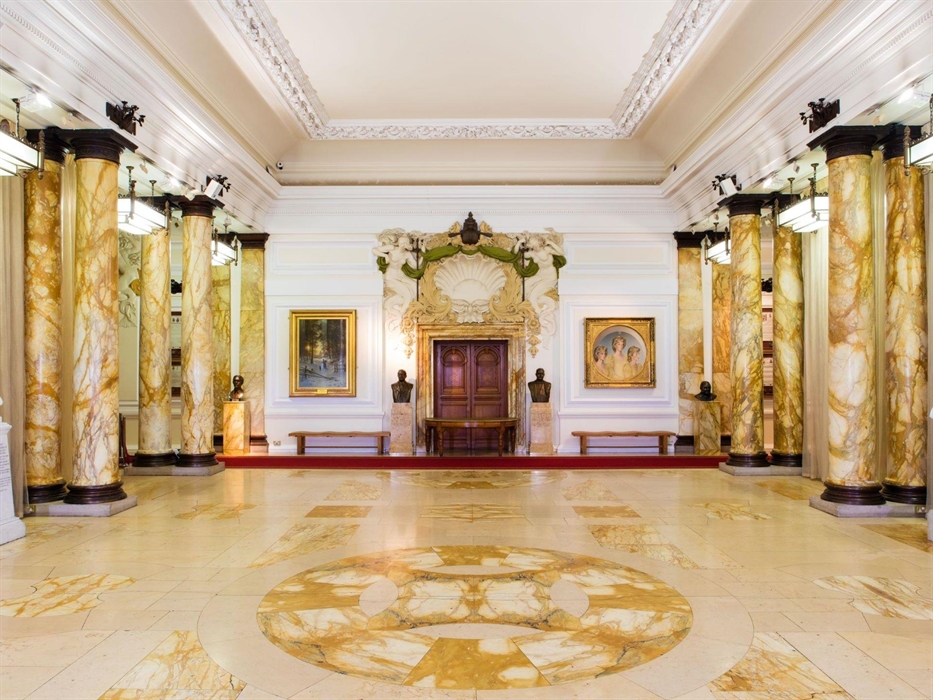 Internal shot of Cardiff City Hall