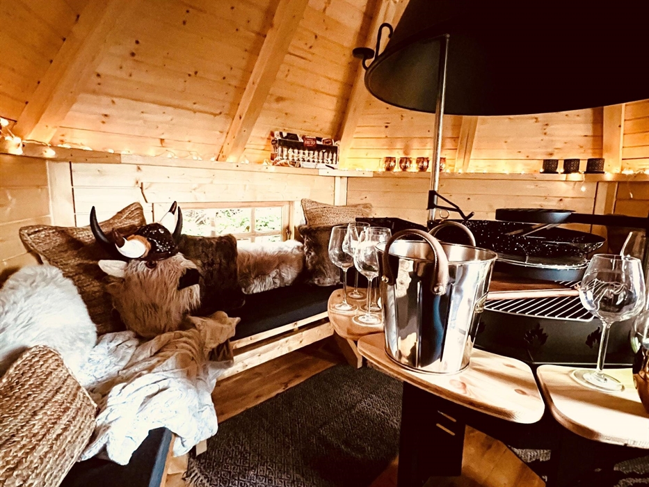 Make memories that will last a lifetime in our unique BBQ Hut.