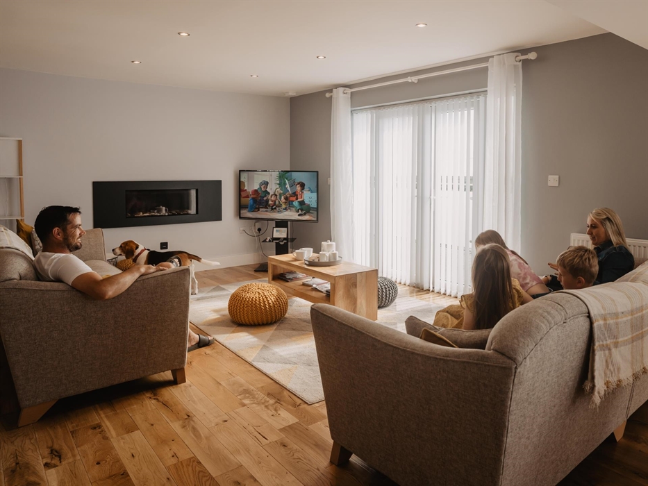 Holiday House Lounge