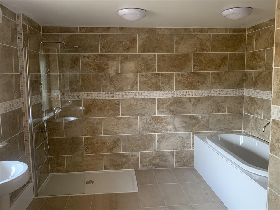 Hawthorn, Mid Wales Lodges