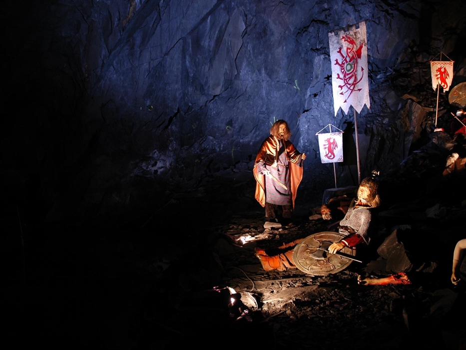 Deep underground in King Arthur's Labyrinth enjoy the ancient legend of The Battle of Camlan when King Arthur fights his evil nephew Mordred.