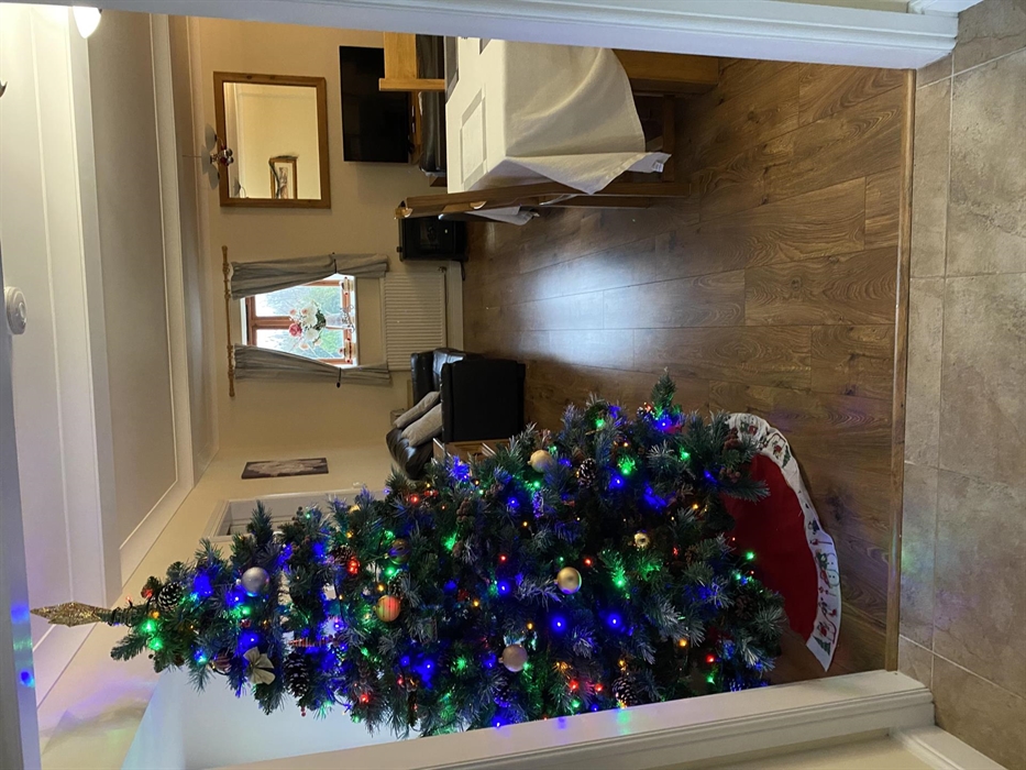 Shippon lounge diner