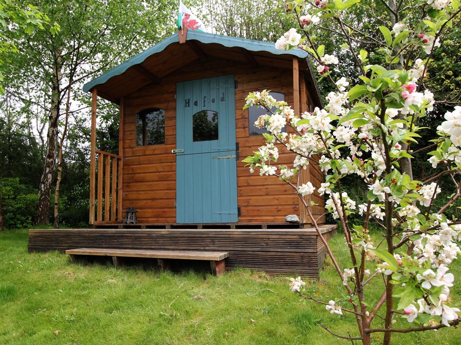 Garden and Summerhouse