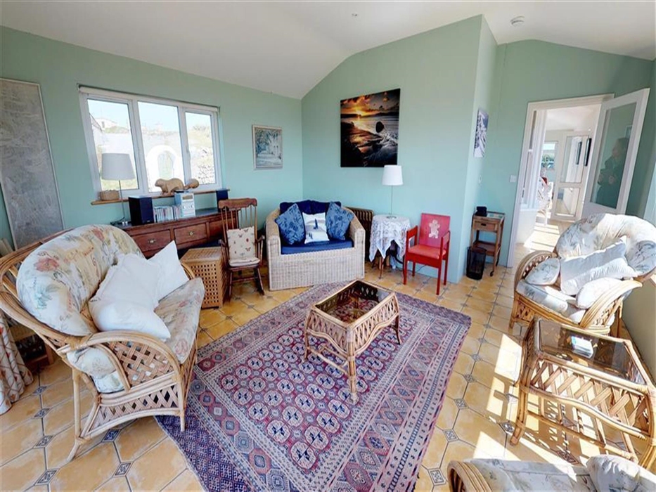 afllyafallon_garden_room