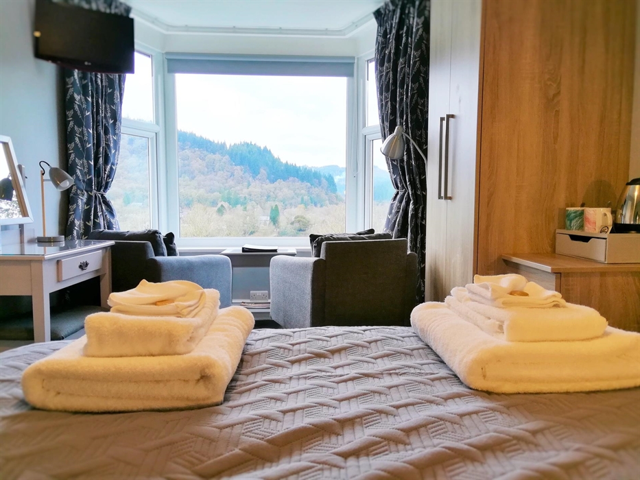 Room 5 - Seating Area