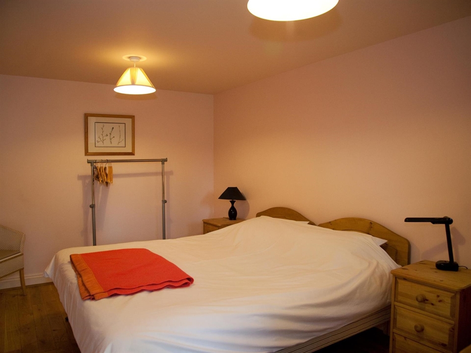 Downstairs bedroom Yr Hen Stablau