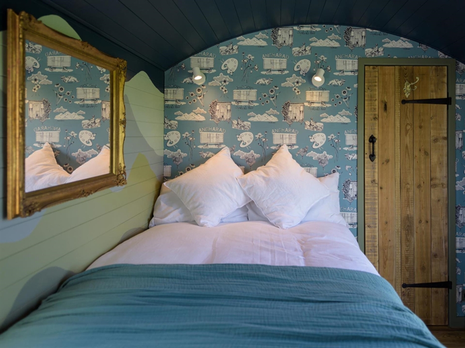 Brook Cottage Shepherd Huts - www.luxuryglampingwales.co.uk