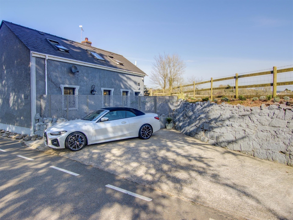 Park for two on the drive and road parking