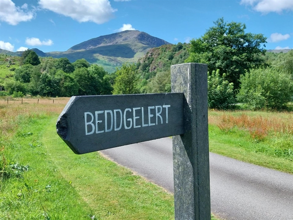 Beddgelert sign
