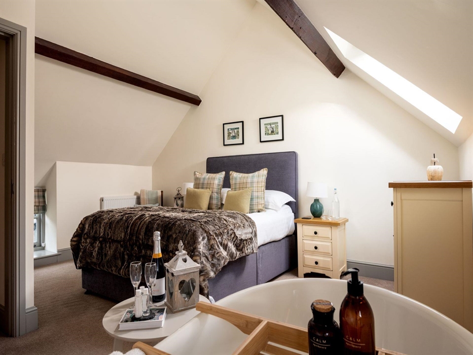 This bedroom is the only room on the first floor and has something a little different. Relax , unwind and soak up the cosy cottages charm in your very