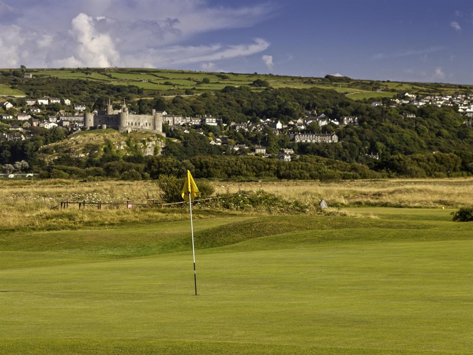 Views of Harlech Castle from almost every hole