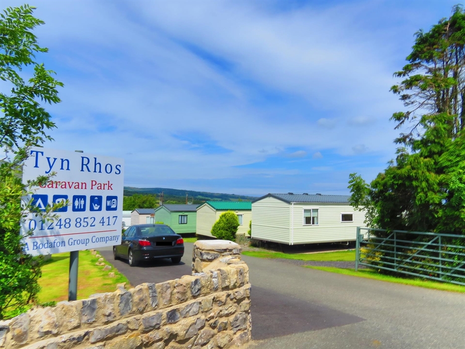 Tyn Rhos Entrance