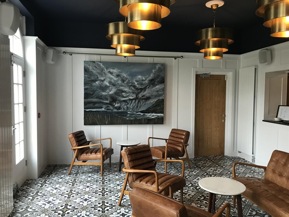 At the Dunoon our new Club Bar is open for teas, coffees, lunches and local craft ales and gins in the evening.