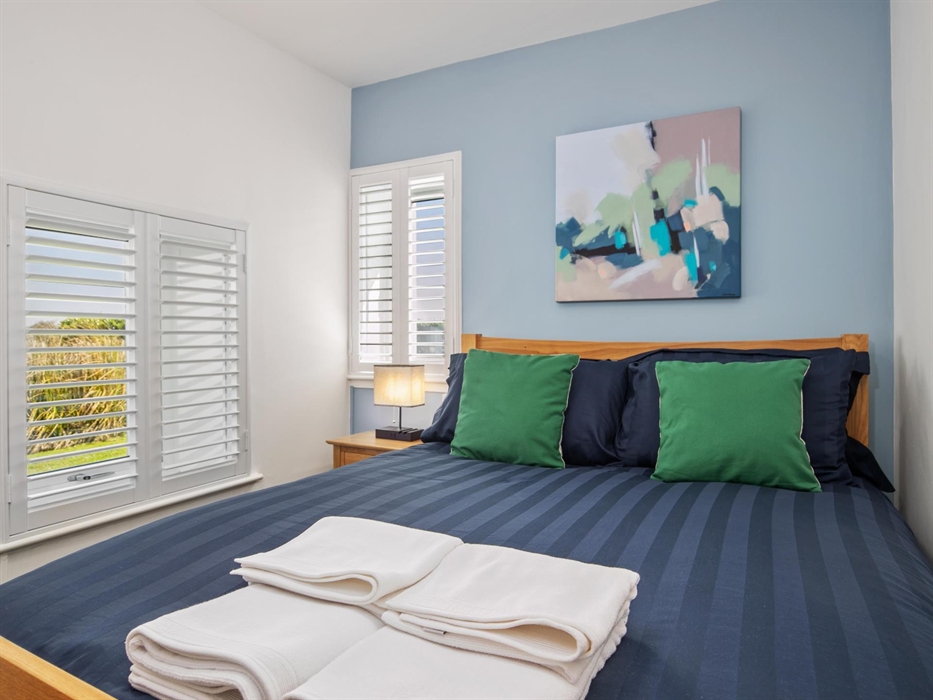 Bedroom 3 with double bed