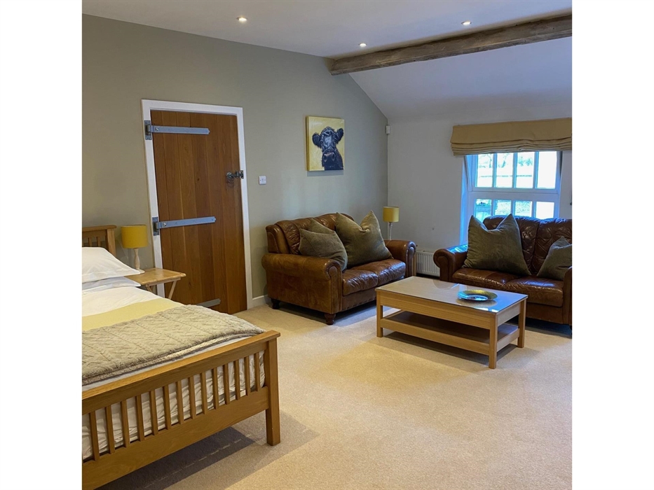 Lovely comfy room with King size bed.