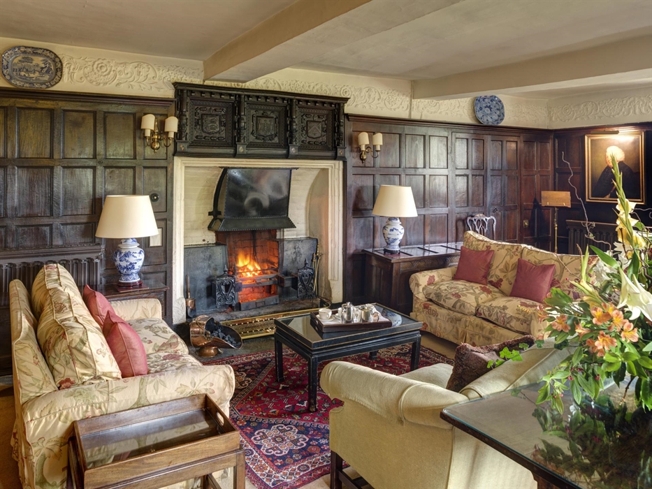 Main Hall and hotel entrance