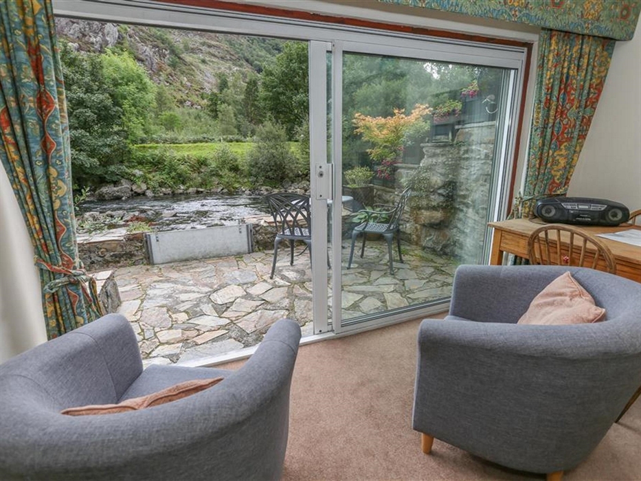 2005 - Riverside Cottage, Beddgelert