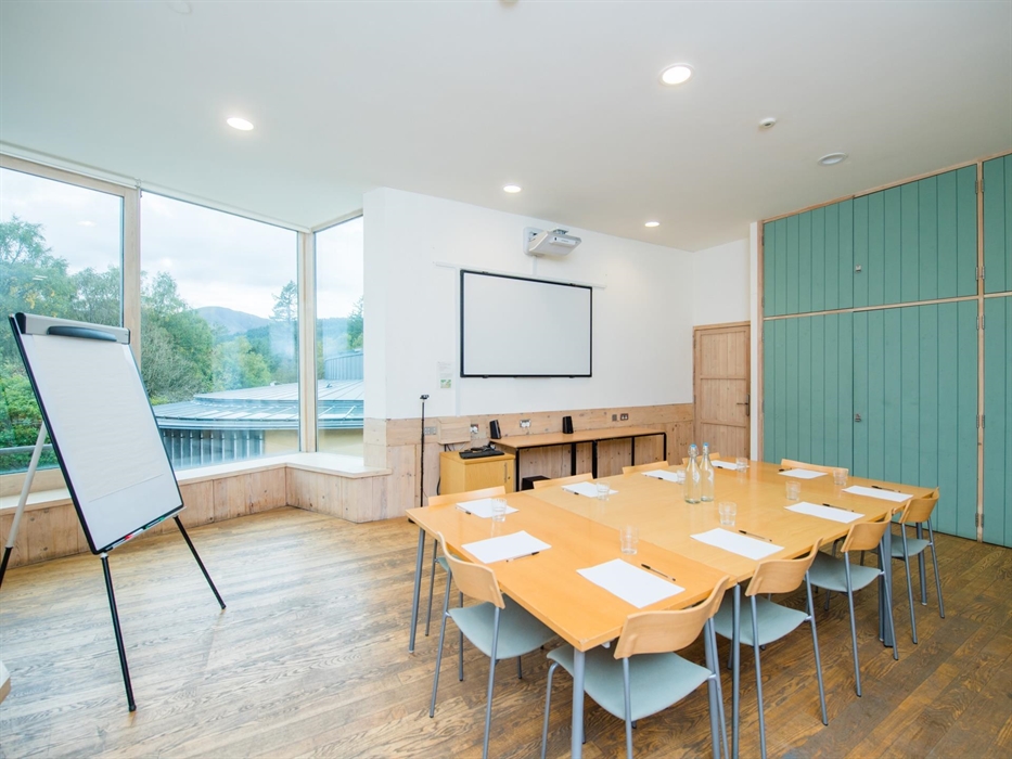 CAT has 6 fully equipped break-out spaces