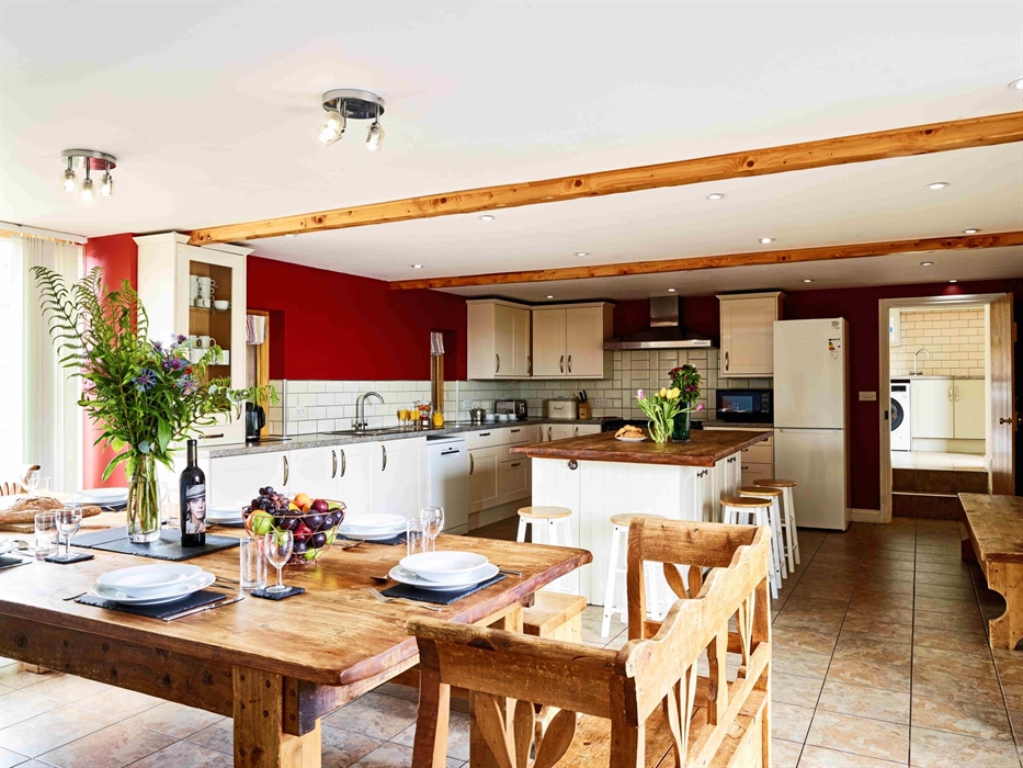 Sycamore Tree Barn Kitchen