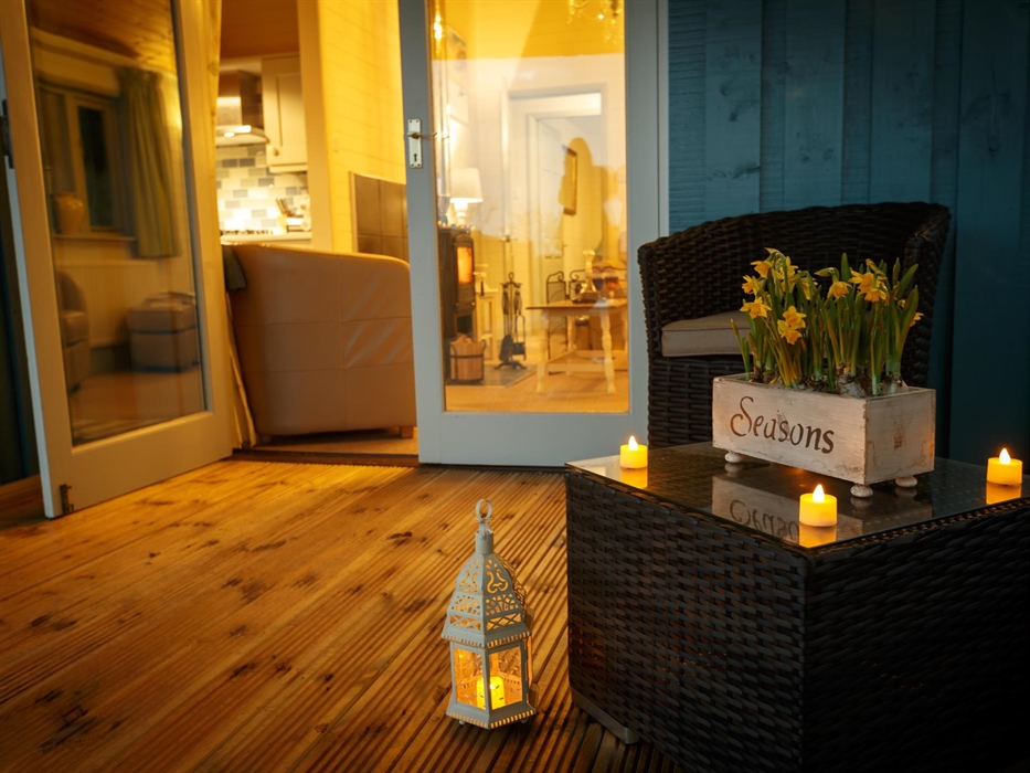 The Lodge - Living Room/Kitchen