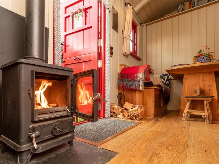 Shepherd's Hut at Graig Wen, Snowdonia