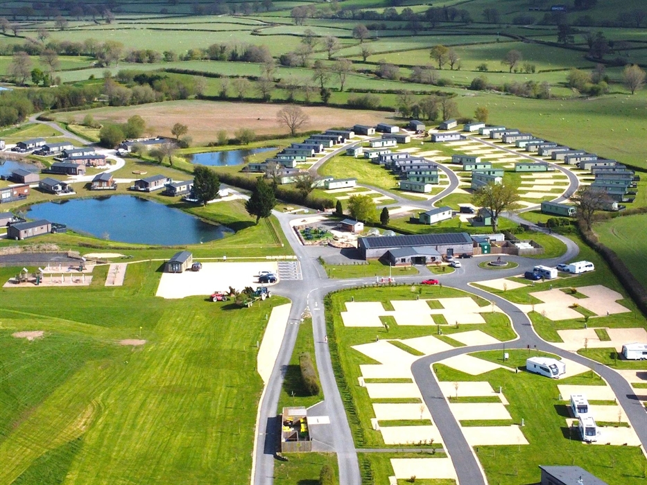 Touring, Singla and Twin Lodge Parks