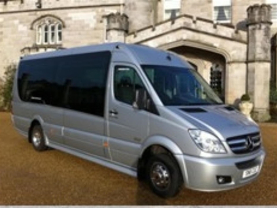 Mercedes Executive 16 Seater