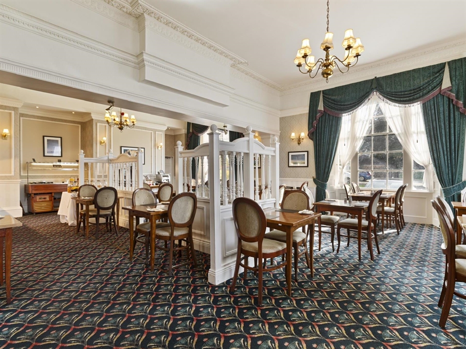 Lamphey Court Hotel - Breakfast Room