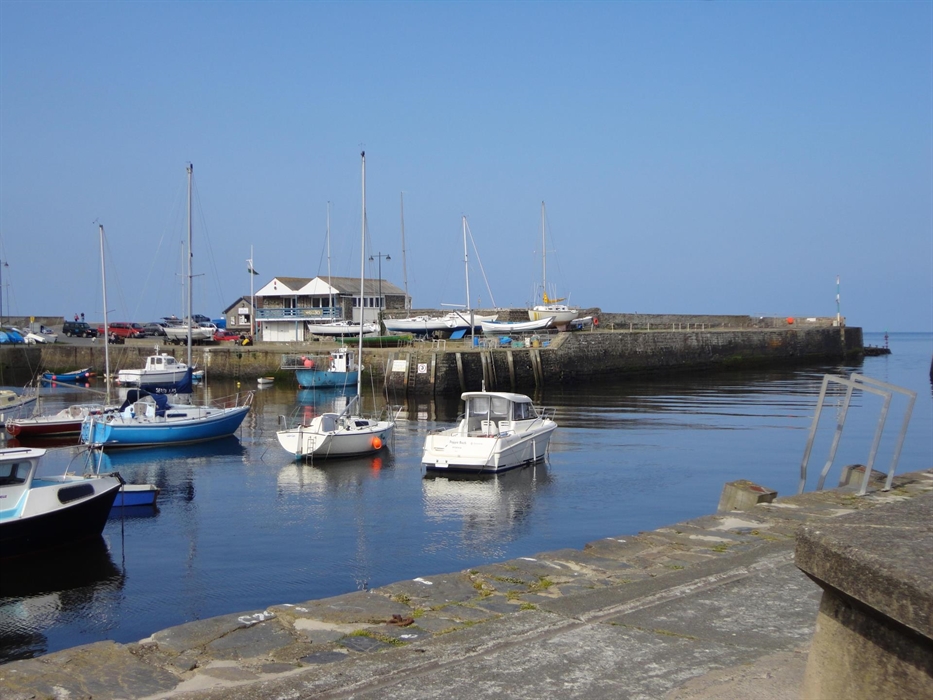 The quaint harbour town of Aberaeron is a 10 minute drive away from Bardsey View