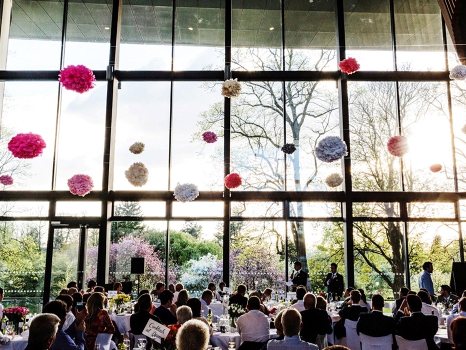 Our Carne Foyer can seat up to 200 dining guests, 400 reception guests and up to 50 exhibition stands