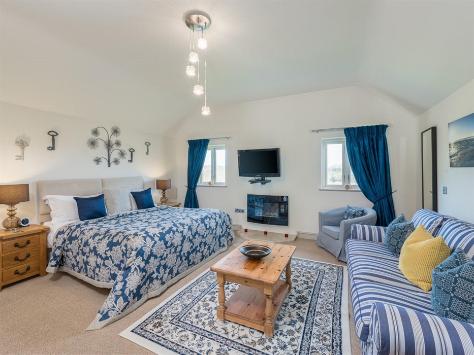 Deluxe Apartment (dog friendly)