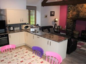 Swn y Nant Kitchen