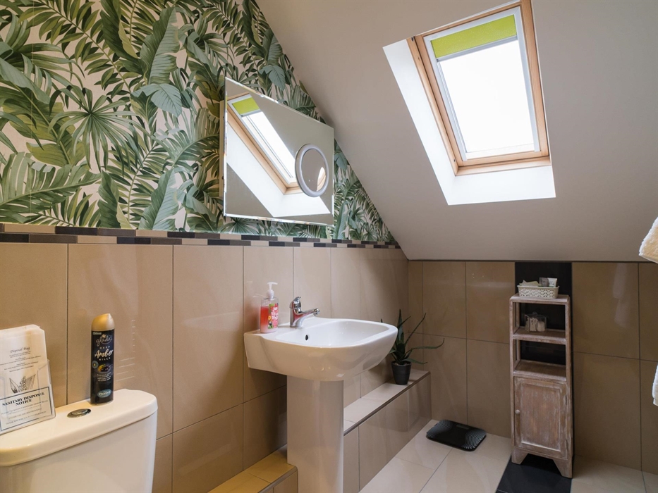 double bedroom en suite