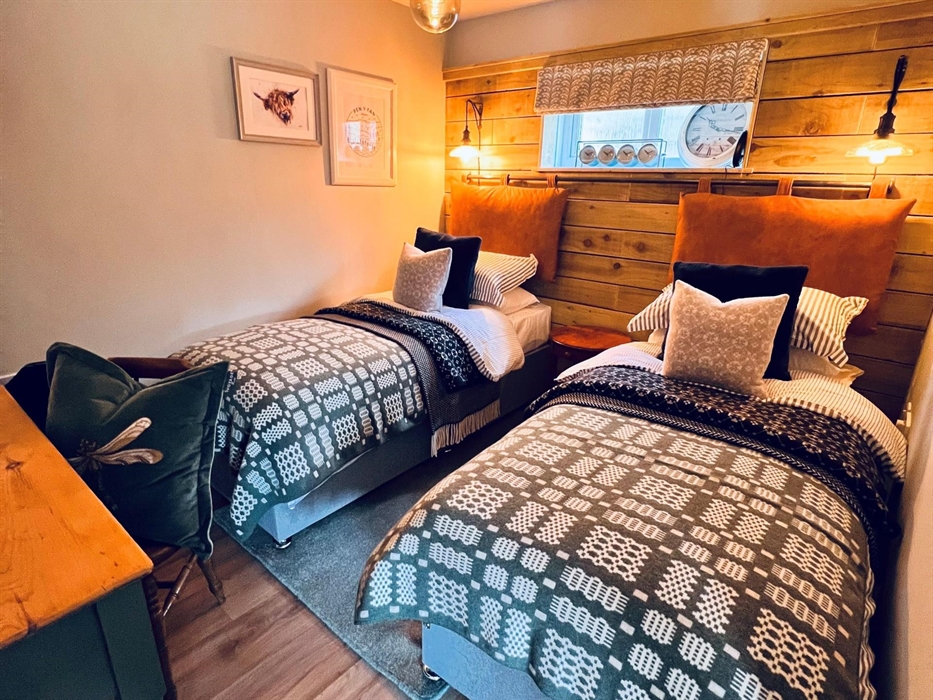 This room can be set as a twin or a kingsize.