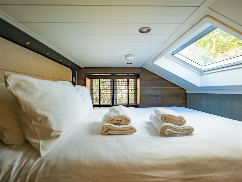 Designer Studio Suite Mezzanine Level