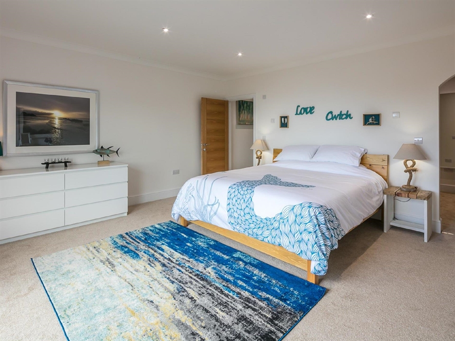 Oystercatcher Master