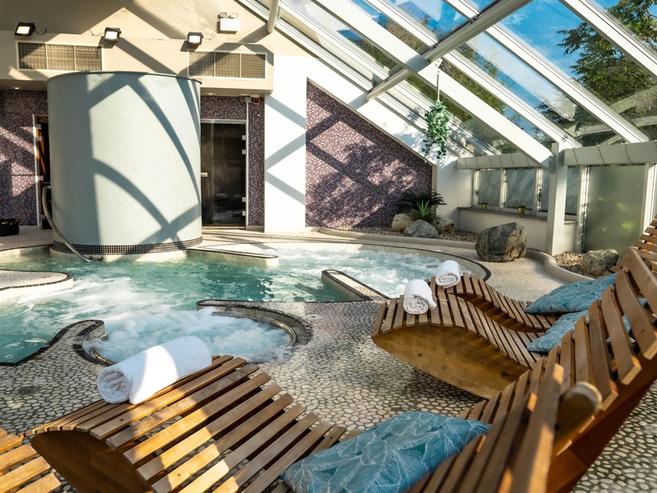 Relaxation in Every Detail